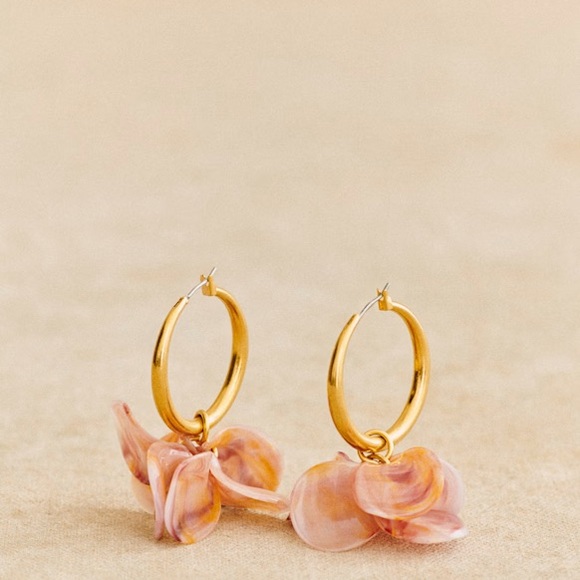 Sezane Jewelry - Sezane Flora Earrings in Blush